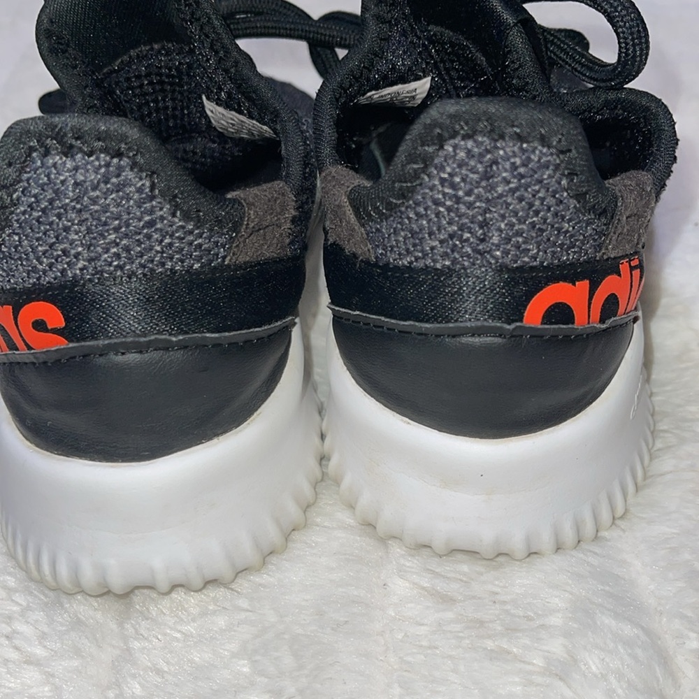 Adidas - Picture 7 of 10